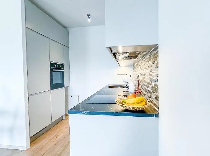 Apartman Side With A Balcony *