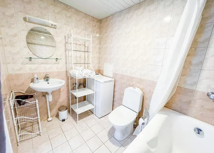 شقة Side With A Balcony بارنو